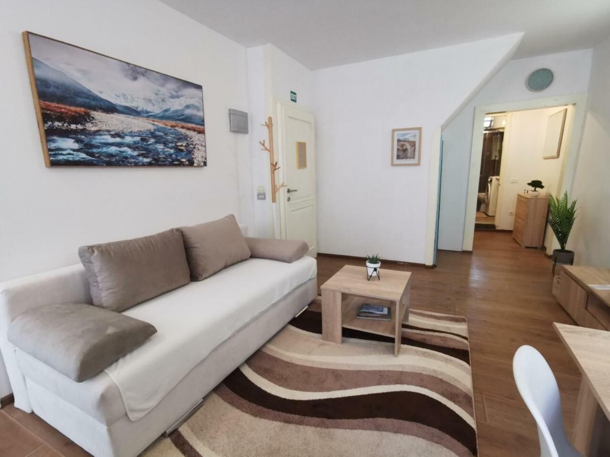 A Charming One-Bedroom Apartment In The Heart Of 'Rovinj' Экстерьер фото